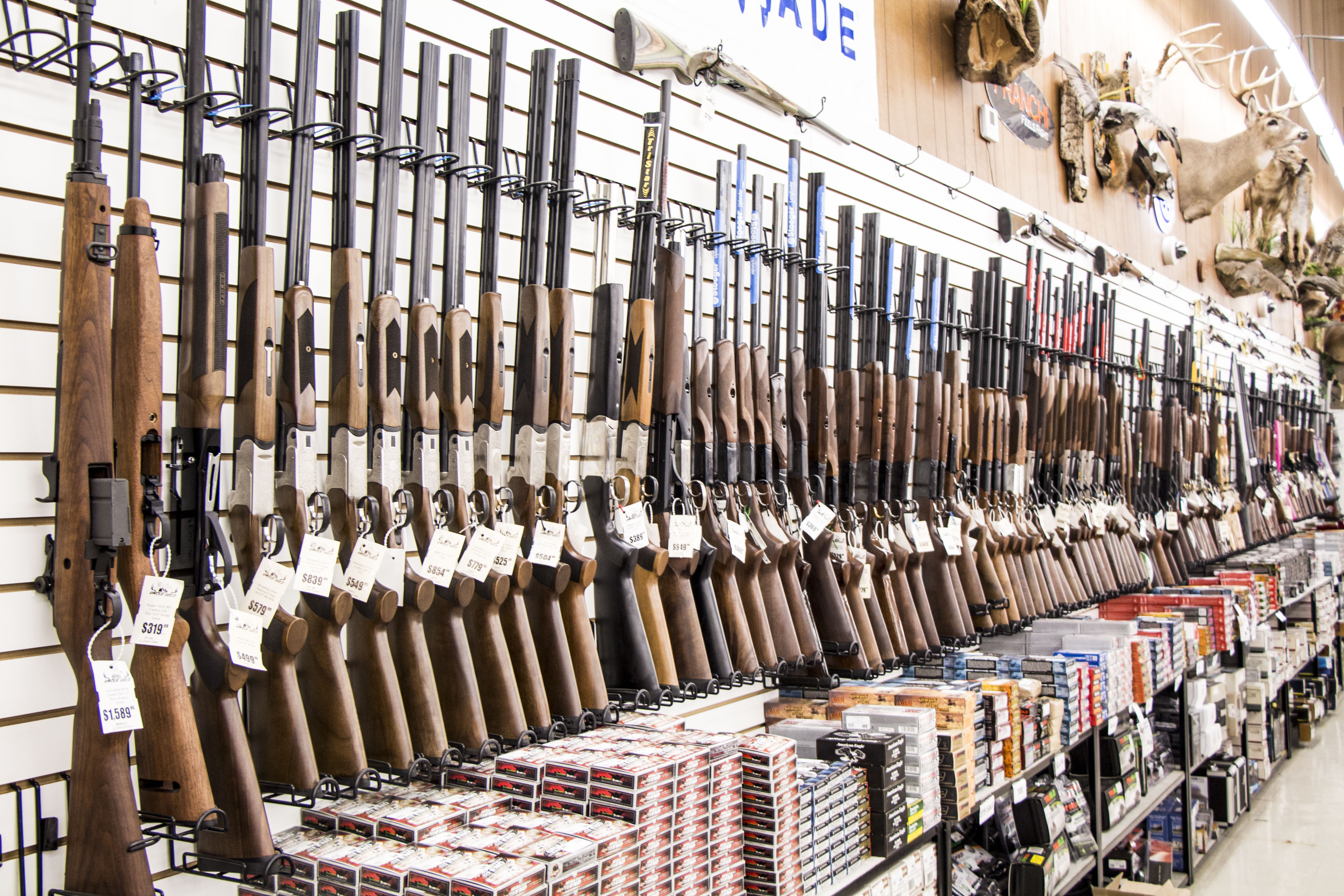 Guns & Ammo Uncle Lee's, Greenville, KY